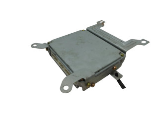   Pojistková skříňka RF4S18881C, 2758005792   Mazda 323 F 2000