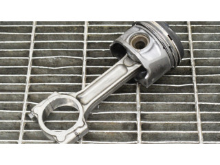  Поршень  120A18001R, 7701475074  Renault Clio IV для дизельного двигателя 1.5