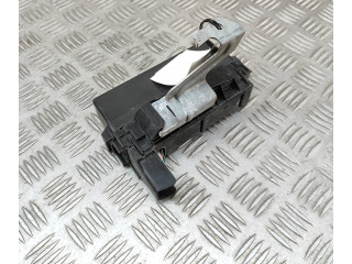   Pojistková skříňka 7154713830, 24382EG002   Nissan Juke II F16 2019