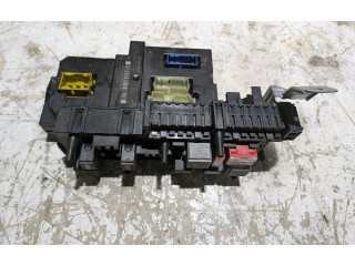   Pojistková skříňka 2045451869   Mercedes-Benz C W204 2009