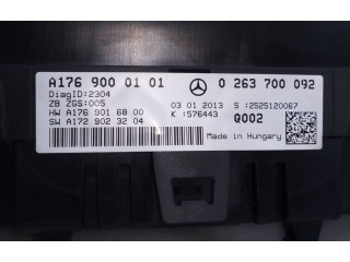Přístrojová deska  Mercedes-Benz A W176 2013 A1769000101, 0263700092  