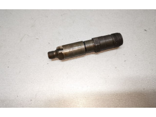 Vstřikovač 0000100551   Mercedes-Benz C W202  pro naftový motor 2.5  