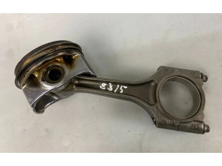 Píst 02606LJ1, 4202606LJ1   Audi A3 S3 8V    DNUE 