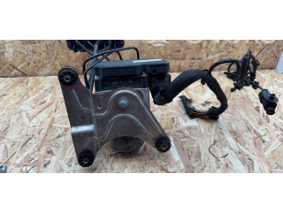 Jednotka ABS 6881309, DAC9L6ACC   BMW 6 F06 Gran coupe 2016