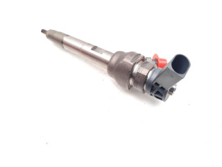 Vstřikovač 0445110613, 8514146   Toyota Avensis T270    2WW 