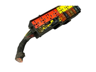 Блок предохранителей 56005949, 56017151   Jeep Cherokee XJ    