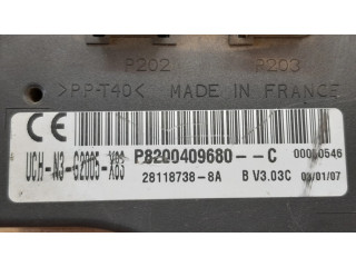 Блок комфорта P8200409680, 281187388A   Renault Trafic II (X83)   