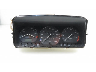 Přístrojová deska  Volkswagen PASSAT B4 1996 5220032310  