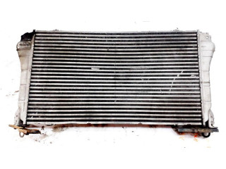 Интеркулер  jd1271003521   Toyota Avensis T270 2.0
