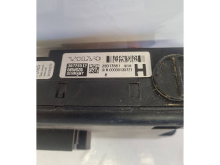   Pojistková skříňka 30728512, 28017881   Volvo S60 2006