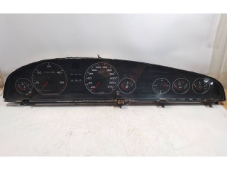 Přístrojová deska  Audi A6 S6 C4 4A 1997 88311219  