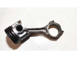 Píst 059F   Audi A4 S4 B5 8D  pro naftový motor 2.5  