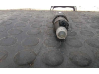Vstřikovač 0004466607   Alfa Romeo 166     