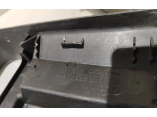 Блок предохранителей  8D1907355B   Audi A6 Allroad C5    