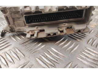Блок управления двигателем ECU 0261200760, 1H0907311F   Volkswagen  Golf III  1992 - 1997 года