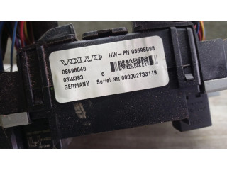 Блок предохранителей 08696098, 08696040   Volvo V70    