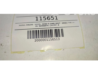 Přístrojová deska  Volvo XC60 2021 32356474  