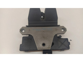 замок багажника 01041111006, R442A66AP    Ford Focus 2004-2010 года