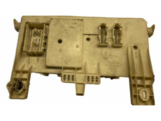   Pojistková skříňka 30765015, 05078803   Volvo V50 2004