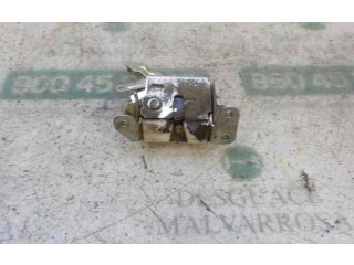 Замок багажника 825027108R    Dacia Dokker  -  года