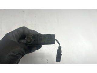 Замок капота 8V0823509A   Audi A3 S3 8V