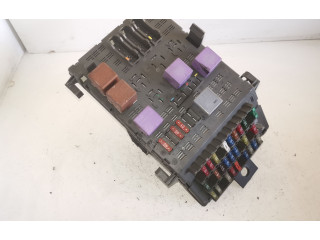 Блок предохранителей 7700427844, 7700427844A   Renault Laguna I    