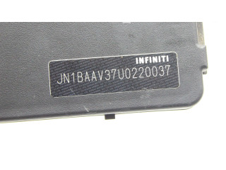   Pojistková skříňka 284B73JV0A   Infiniti Q50 2014
