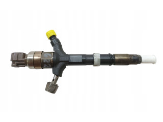 Форсунка 095000-0571, D4D    Toyota RAV 4 (XA20)   