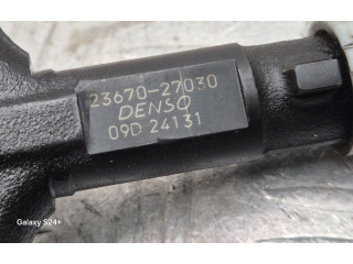Vstřikovač 2367027030   Toyota RAV 4 (XA20)     