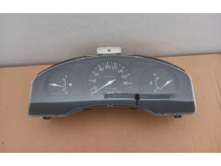 Přístrojová deska  Toyota Starlet (P90) V 1998 8380010200, 1573705381  