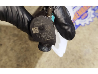 Vstřikovač 28264951, 25183186   Opel Antara    Z22D1 