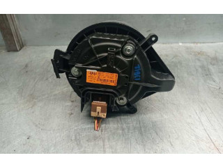 Вентилятор печки    8E1820021E   Seat Exeo (3R)