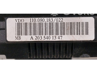 Přístrojová deska  Mercedes-Benz C W203 2003 A2035401347, 110080183  