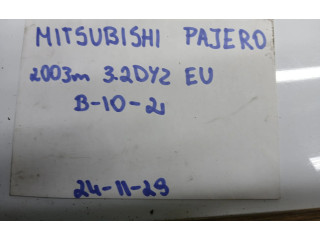 Přístrojová deska  Mitsubishi Pajero 2003 MR576706, MR576  