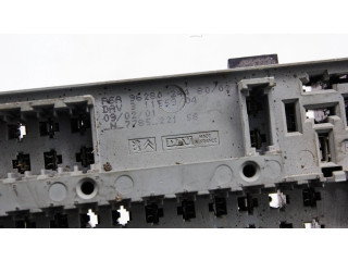   Pojistková skříňka 96280244   Peugeot 607 2005