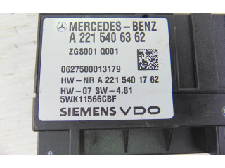 Řídící jednotka A2215406362   Mercedes-Benz CLS C219 