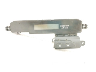 Дисплей    945101K000   Hyundai ix20