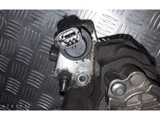 Топливный насос 8200055072   Volvo S40, V40  