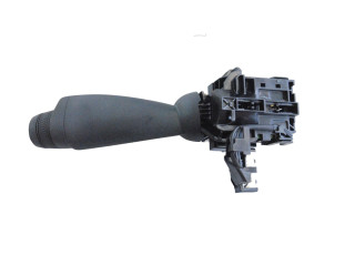 Ручка стеклоочистителей 31481373   Volvo XC40