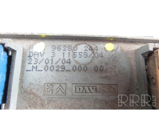   Pojistková skříňka 96280244   Peugeot 607 2004