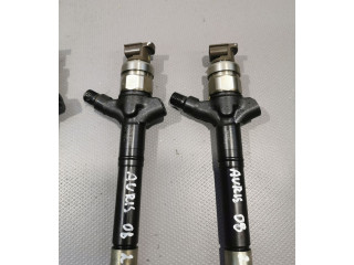 Vstřikovač 236700R030   Toyota Auris 150     