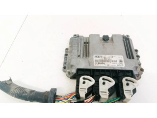 Блок управления двигателя 9M5112A650BH   Ford Focus