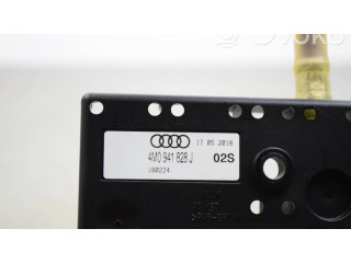 Блок предохранителей  4M0941828J   Audi Q7 4M    