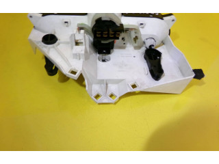 Блок управления климат-контролем 9041704687, MB947678   Mitsubishi Carisma