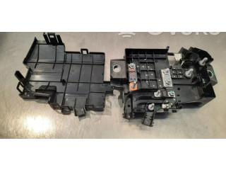  Pojistková skříňka 32265589   Volvo XC40 2021