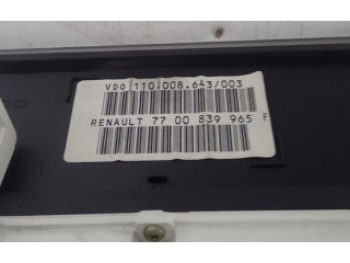 Панель приборов    Renault Safrane       