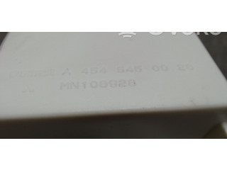 Блок предохранителей  MN108928   Mitsubishi Colt    