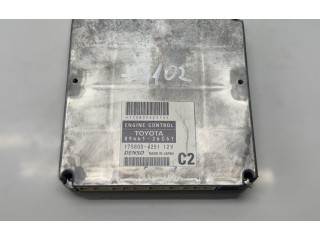 Блок управления двигателя 8966126C61, 89661-26C61   Toyota Hiace (H100)