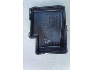   Pojistková skříňka 8266252800   Toyota Yaris 2019