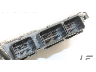 Блок управления двигателя 0261207318   Citroen Saxo
